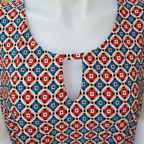 Roz And Ali Womens Sleeveless Blouse Size XL Peekaboo Front Stretch Tunic Length - Picture 3 of 10